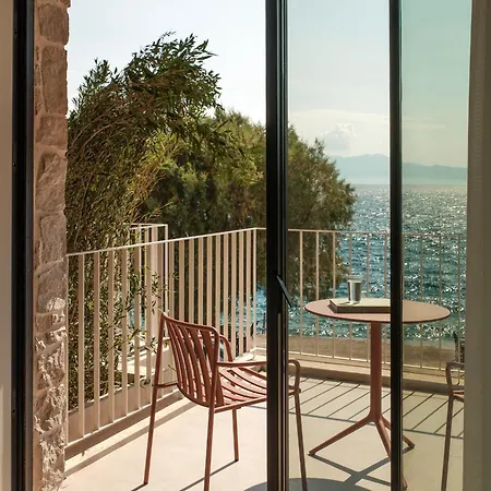 Petra Mare Villa *